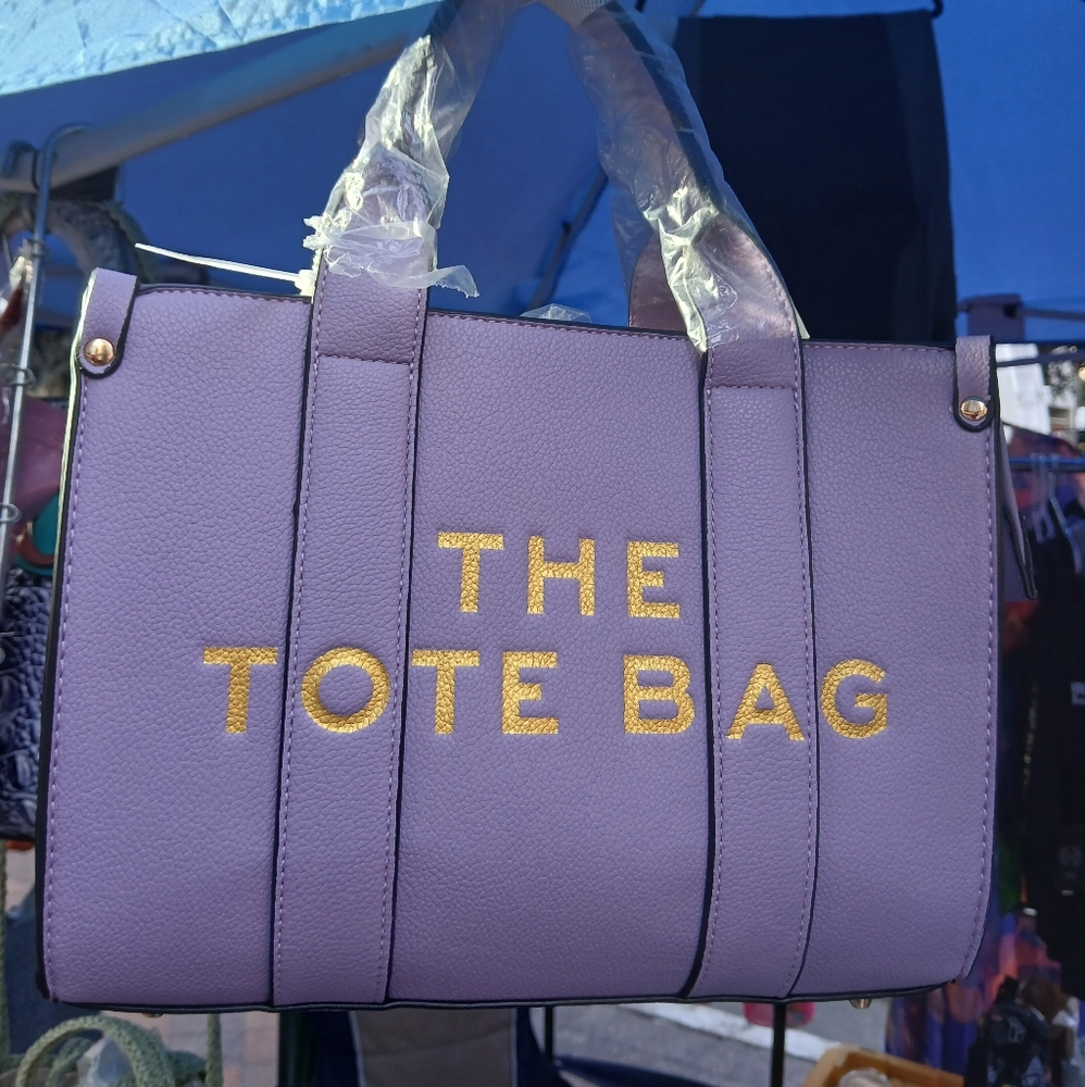 Tote bag